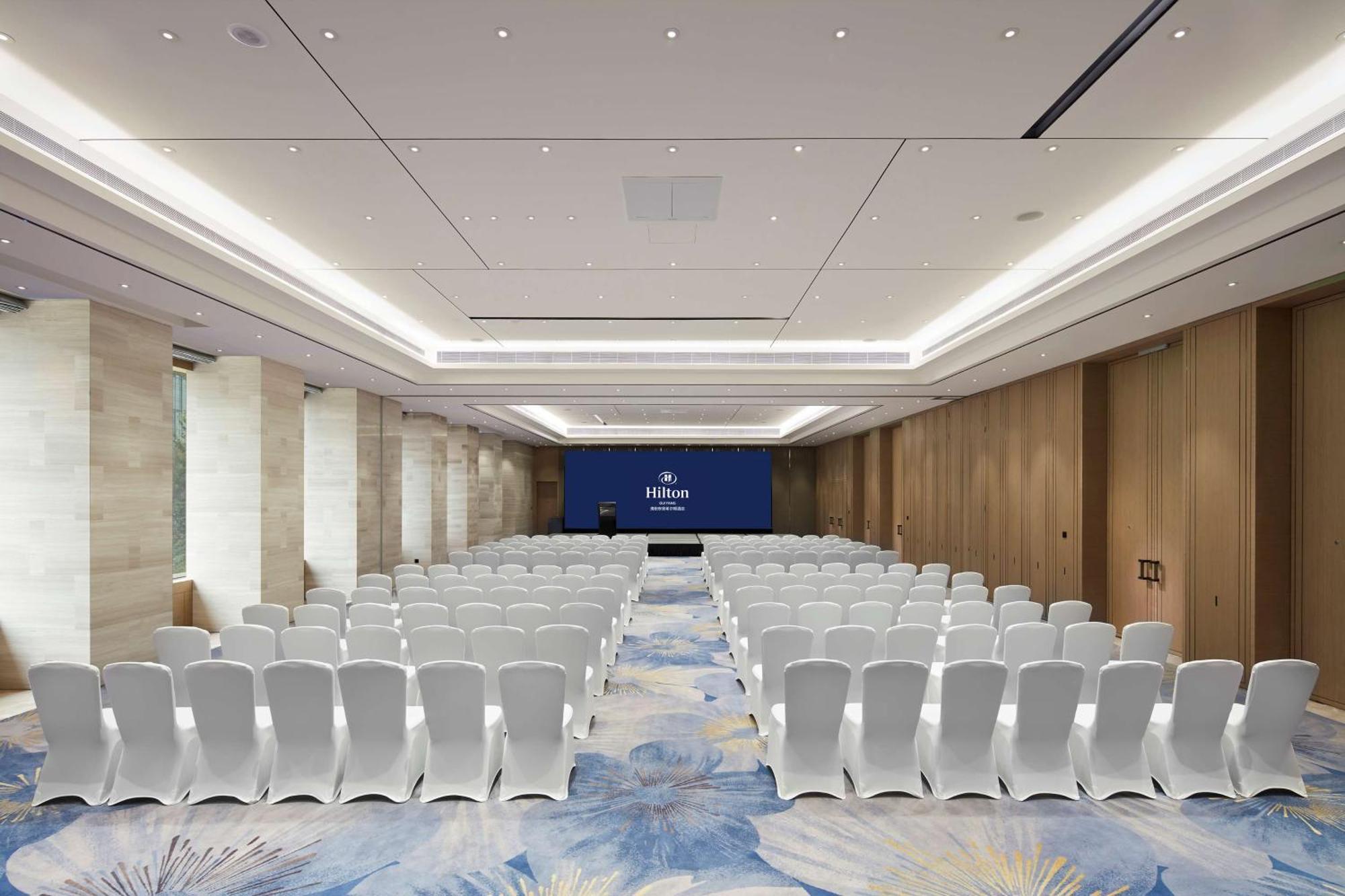 Hilton Guiyang Hotel Гуейян Екстериор снимка