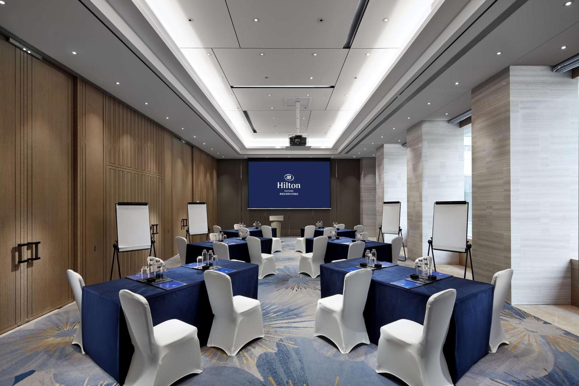 Hilton Guiyang Hotel Гуейян Екстериор снимка