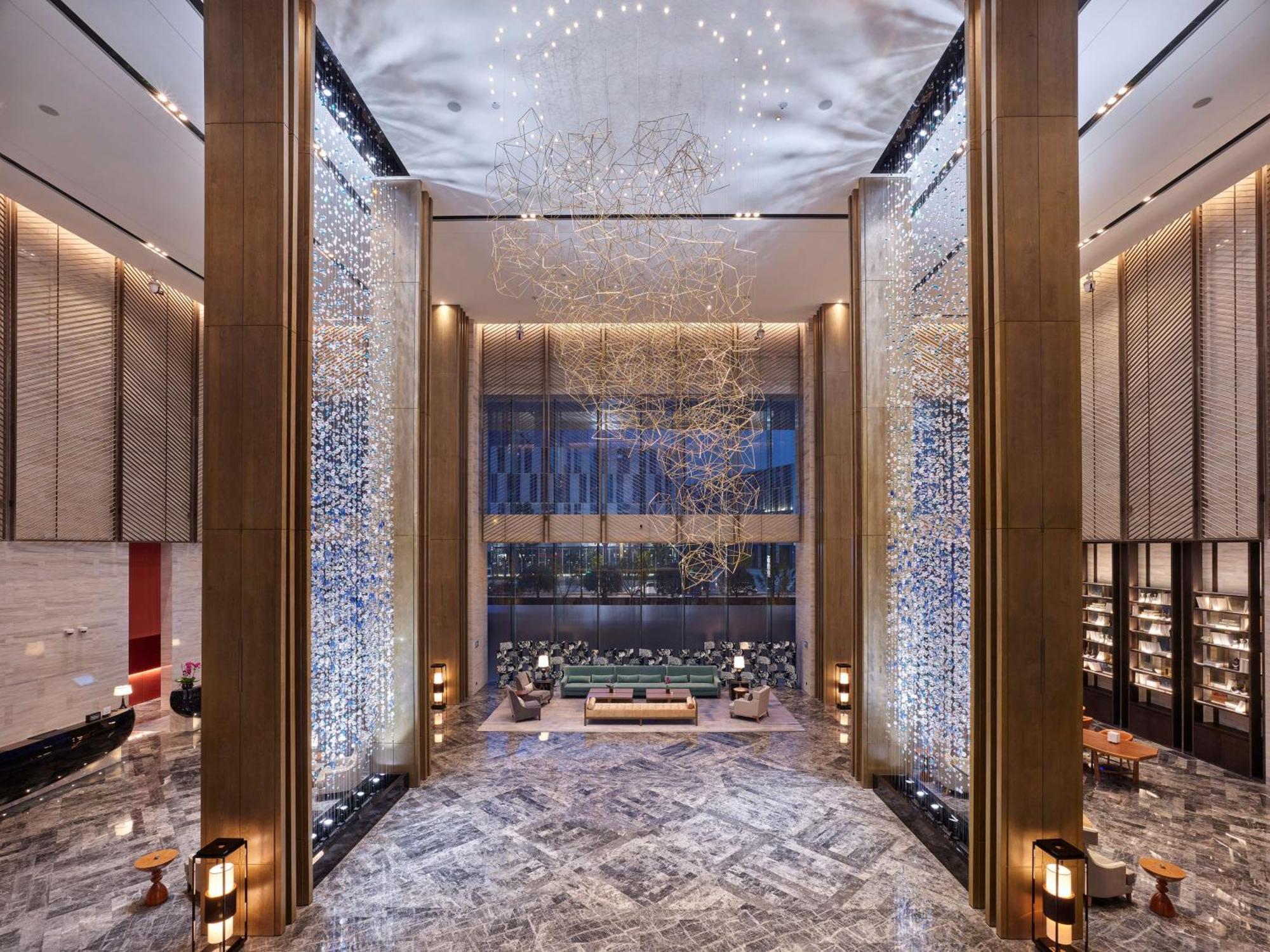 Hilton Guiyang Hotel Гуейян Екстериор снимка